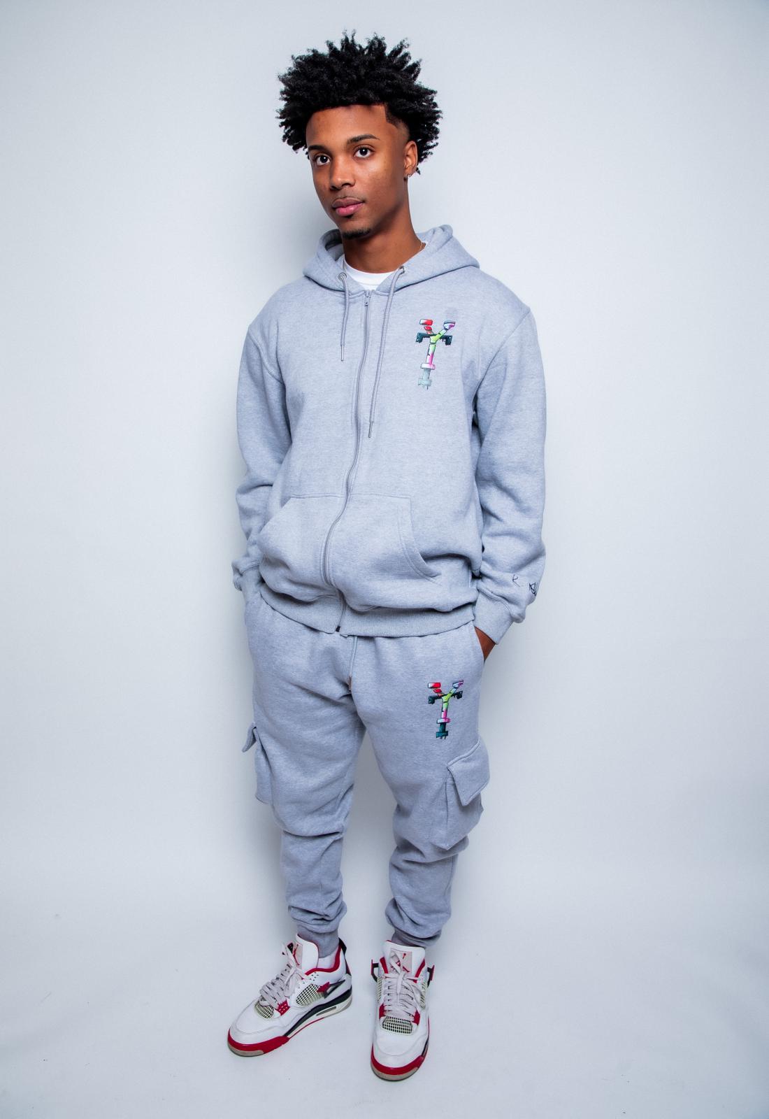 Grey “ Life is a game, take control” Sweatsuit – Young&Turnt